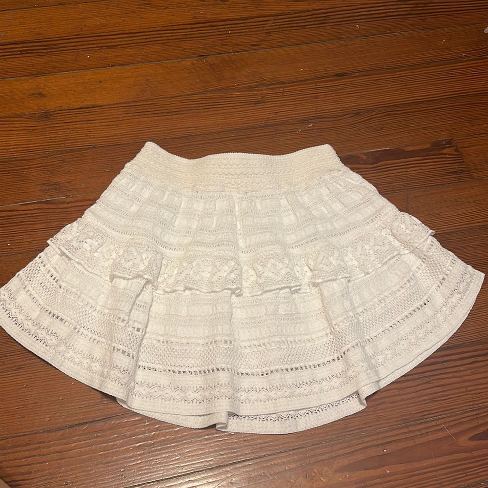 NWT AERIE crochet white tiered mini skirt